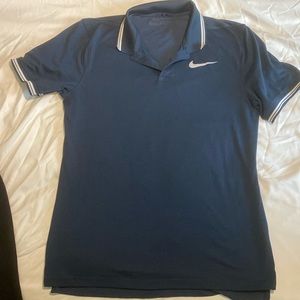 Men’s medium blue nike golf shirt